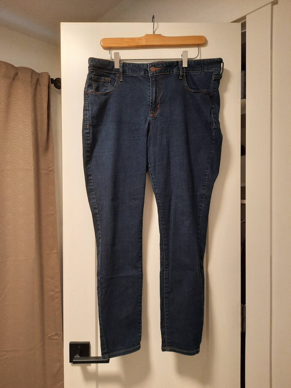 Old Navy Rockstar Dark Denim Skinny Jeans